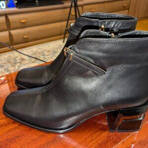 New in Box FILIBERTO woman's Boot Botties Leather Black Us10 / EU 41 Italian Fur
